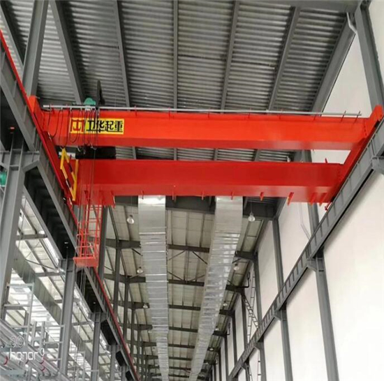 卫华新型双梁桥式起重机